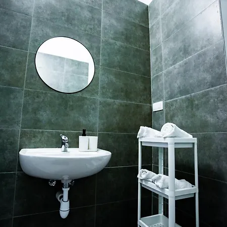 R1 Avec Salle De Bain Privee *